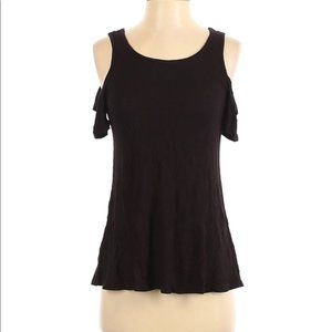 Love on a Hanger Black Cold Shoulder Top Size Large 🕷